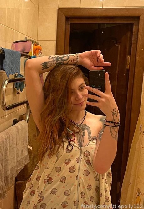 Nahá fotka uniklých OnlyFans od Little Polly
