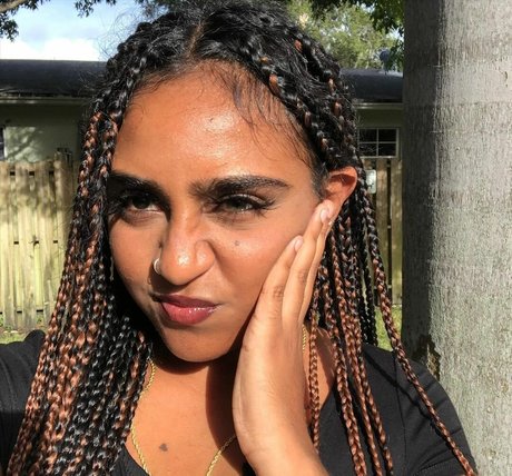 Foto desnuda filtrada de OnlyFans de Nita Amari