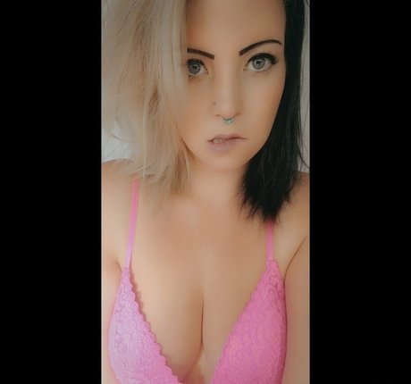 Peachyleiigh