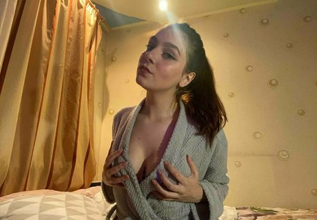 Naken läckt OnlyFans-bild av Mashachick