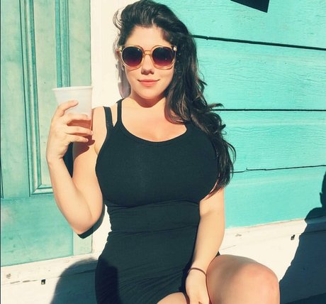 Emily H Barry OnlyFans