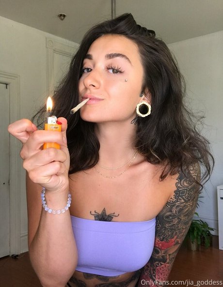 Foto di nudo di fuga di OnlyFans di Jiagoddess