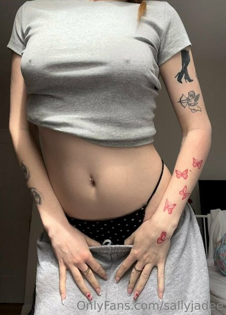 Nahá fotka uniklých OnlyFans od Sallyjadee