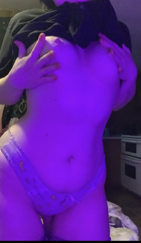 Foto desnuda filtrada de OnlyFans de Spoiledxobrat