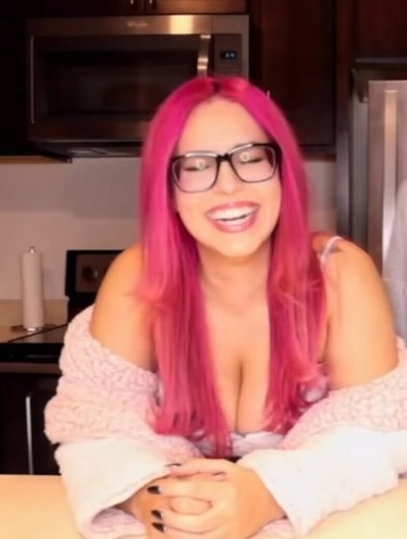 Larissa Cambusano