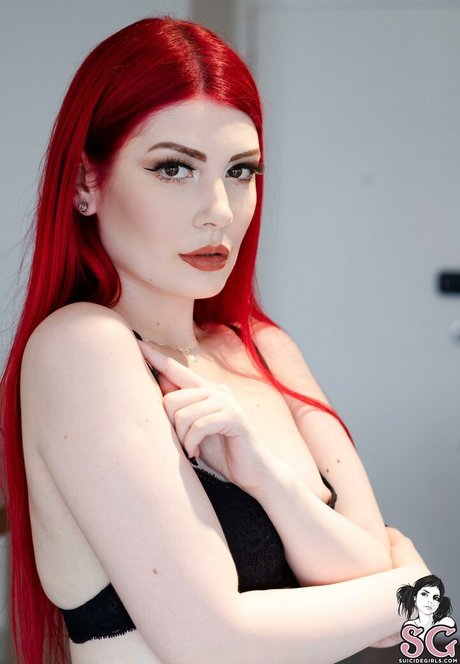 Naken lekkede OnlyFans-bilde av Manuela Mont