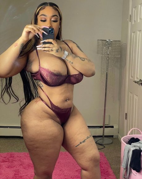 Nahá fotka uniklých OnlyFans od Kinkykior