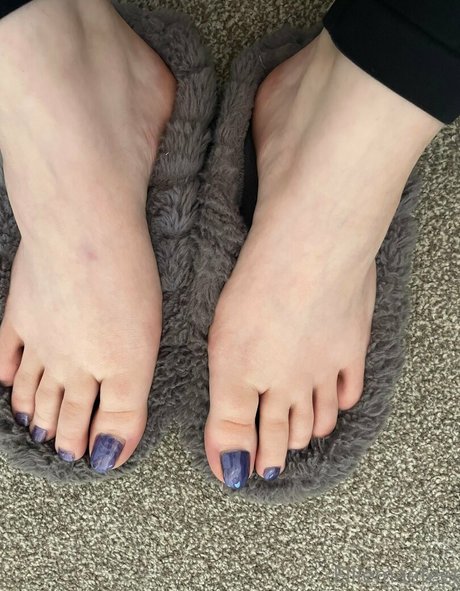 Обнаженная фотография утечки OnlyFans от Elliemaesfeet