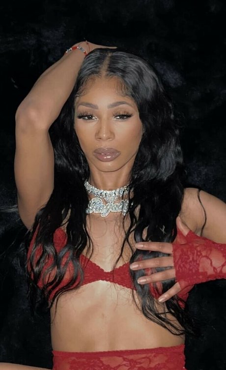 Naken läckt OnlyFans-bild av Royalty24kt