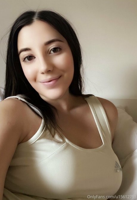 Youritalianpetite OnlyFans泄露裸照