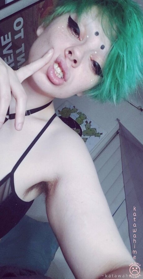 Nahá fotka uniklých OnlyFans od Grimybby