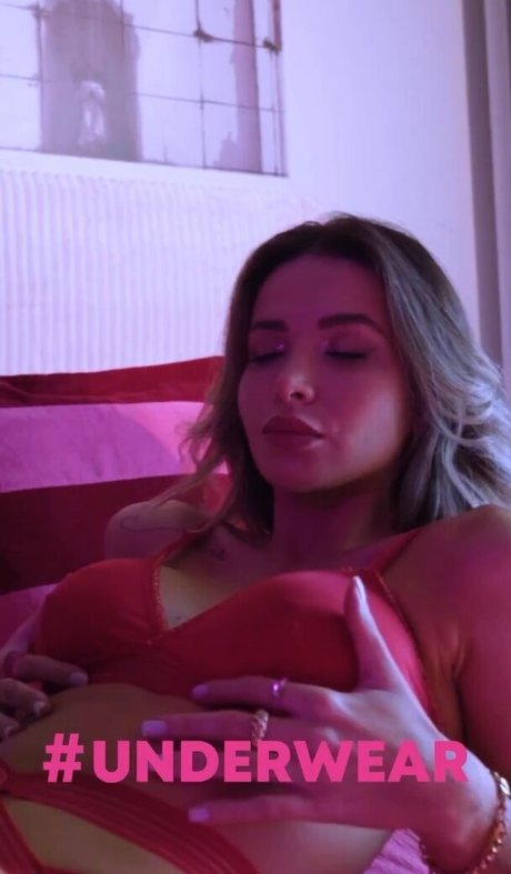 Naken lekkede OnlyFans-bilde av Bruna Gomes