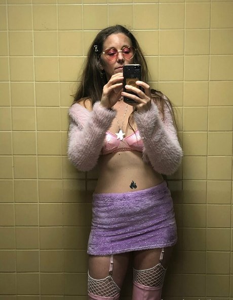 Nøgent lækket OnlyFans-billede af Eskerdash