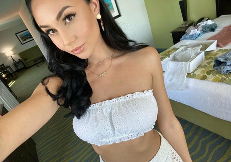 Arianamarie