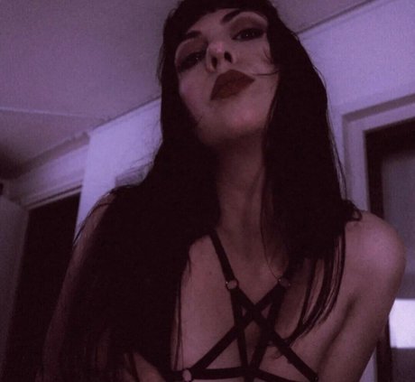 Naken läckt OnlyFans-bild av Theghostmaidens