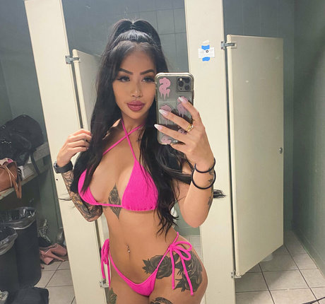 Nahá fotka uniklých OnlyFans od Cathynugget