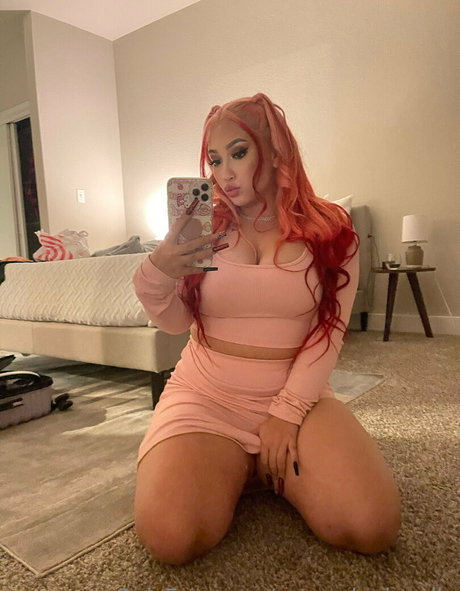 Oneandonlynella