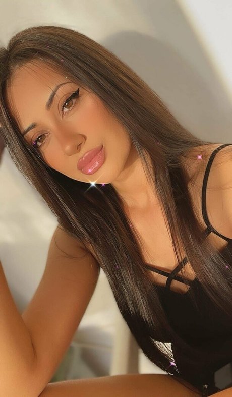 Alaston vuotanut OnlyFans-kuva Oannarox