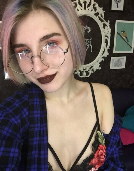Aliceimmodest