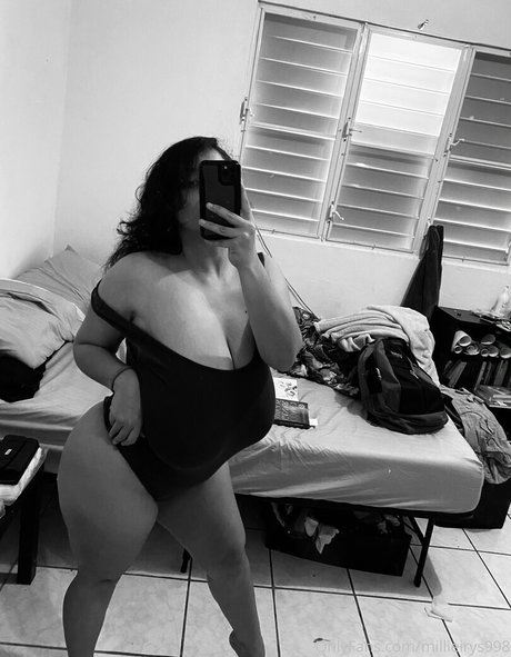 Foto desnuda filtrada de OnlyFans de Miladie