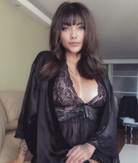 Naken lekkede OnlyFans-bilde av Cassie Vanity