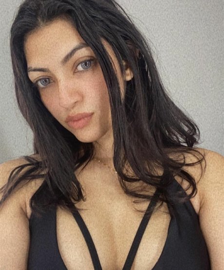 Yenara Sanuki