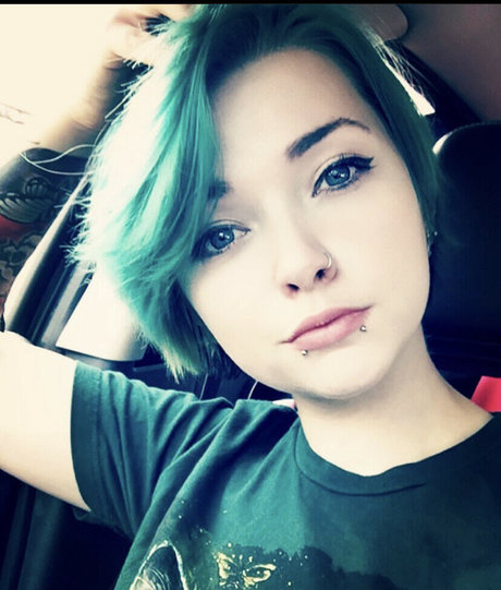 Nahá fotka uniklých OnlyFans od Christena Reckless