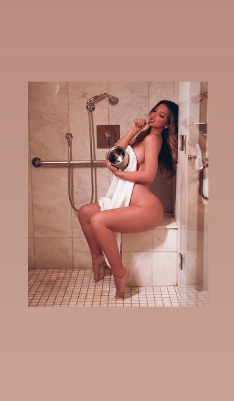 Sasssz OnlyFans 유출 누드 사진