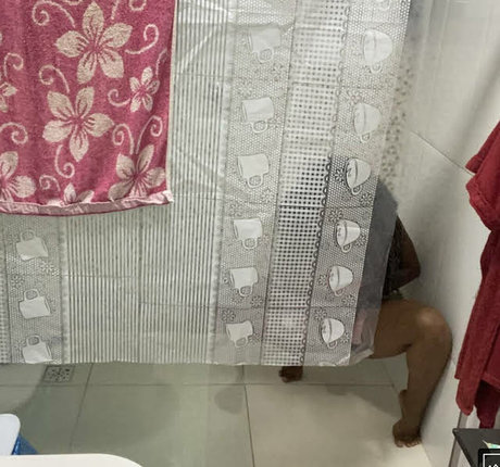 Foto di nudo di fuga di OnlyFans di Renata Santos