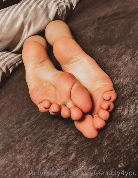 Kinkyfeetonly4you  nude leaked OnlyFans photo