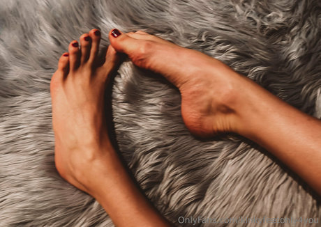 Nagie wyciekłe zdjęcie OnlyFans od Kinkyfeetonly4you