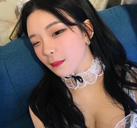 Minji