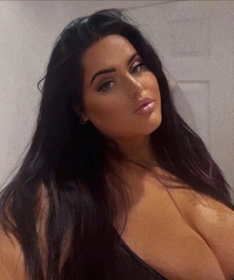 Chloe Jade