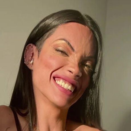 Alaston vuotanut OnlyFans-kuva Janny Costa