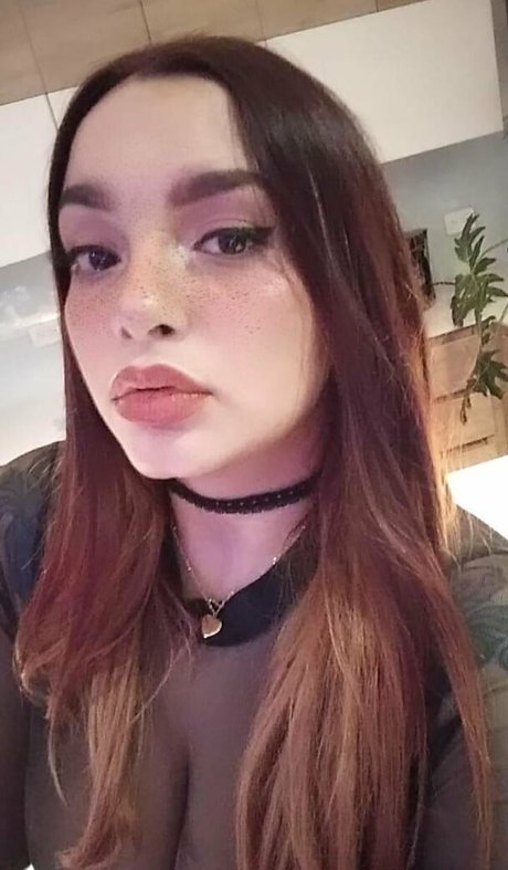 Naken läckt OnlyFans-bild av Selvamiklosfree