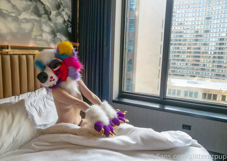 Glittertitpup