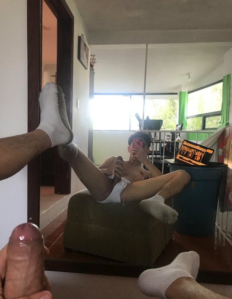 Naken läckt OnlyFans-bild av Brunosaints