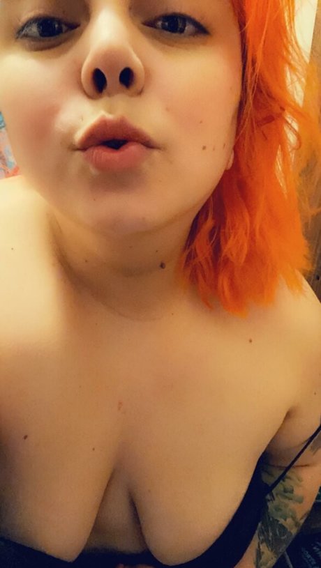 Naken läckt OnlyFans-bild av Braveraisin4207