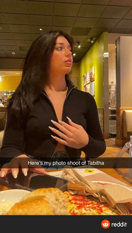 Nahá fotka uniklých OnlyFans od Tabitha Swatosh