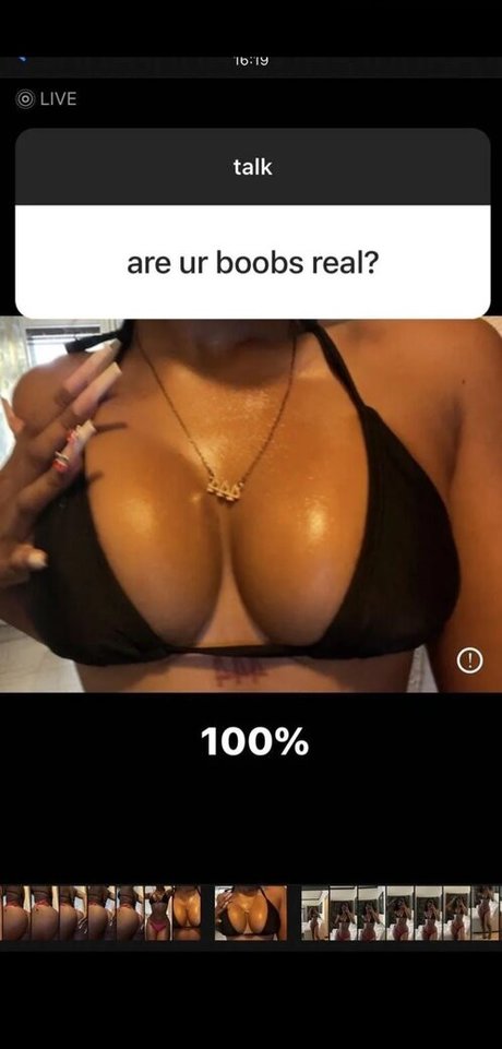 Naken läckt OnlyFans-bild av Tiffaynyy