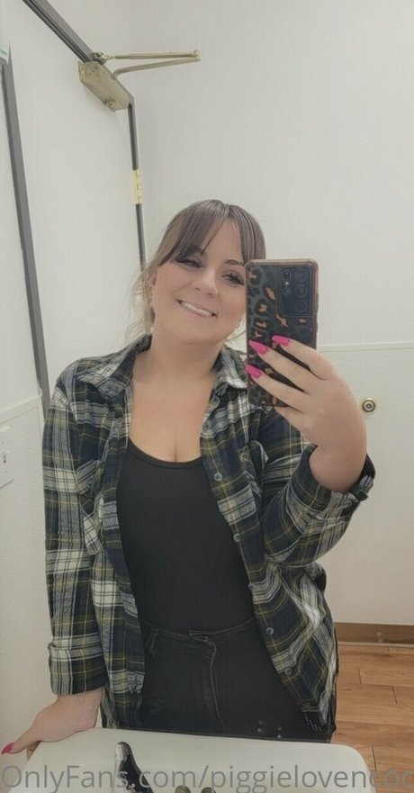 Foto desnuda filtrada de OnlyFans de Piggielovencock
