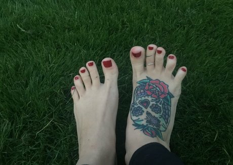 Erinashfordofficial