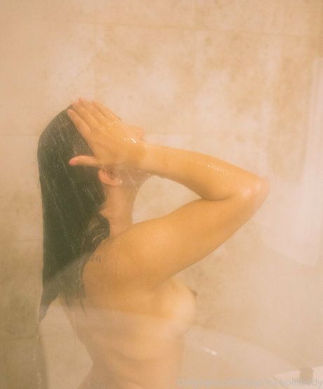 Nøgent lækket OnlyFans-billede af Andrea Boldbody