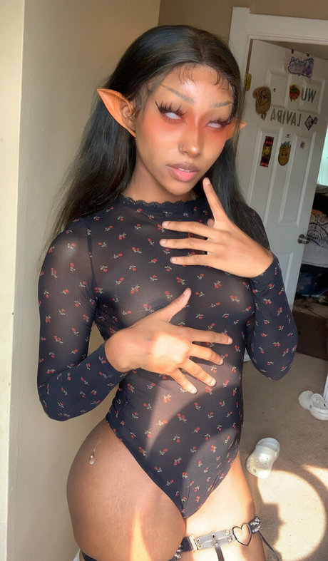 Naken läckt OnlyFans-bild av Lilvira