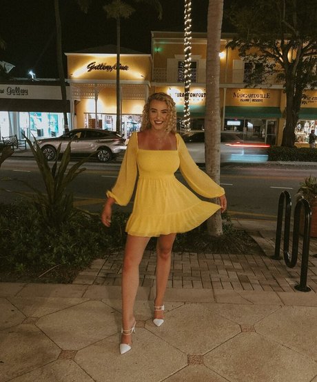 Caroline Wall