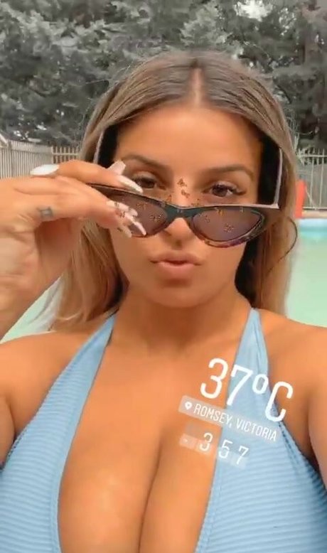 Chloe C