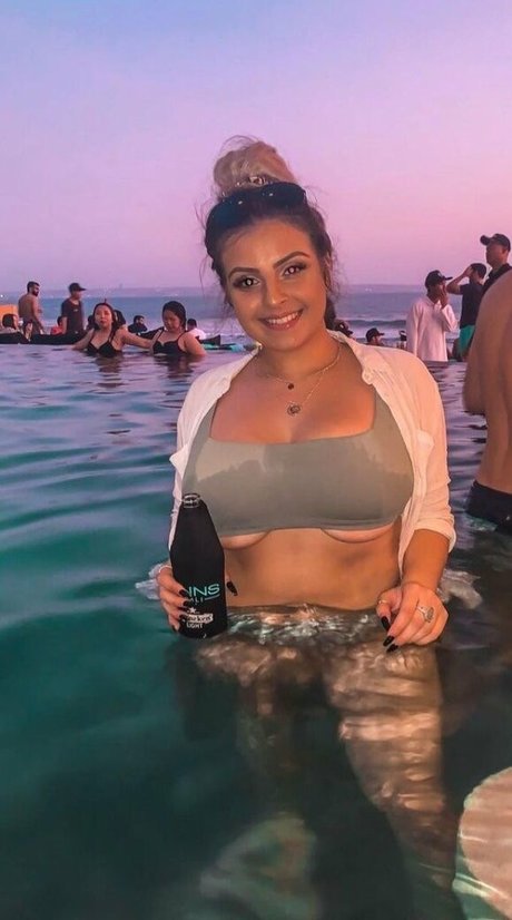 Chloe C