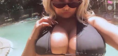 Chloe C