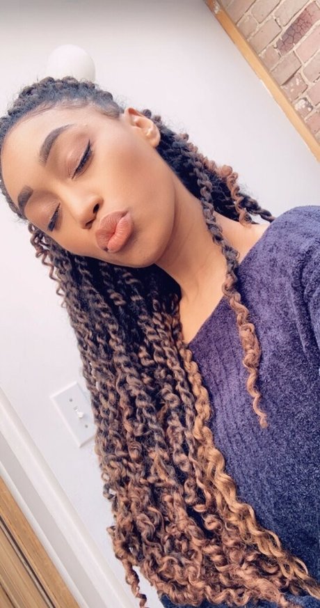 Nia Simone