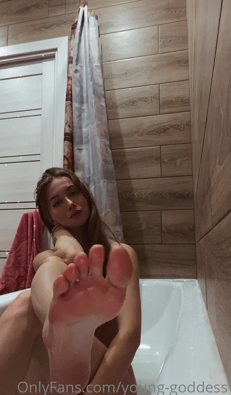 Naken läckt OnlyFans-bild av Younggoddess